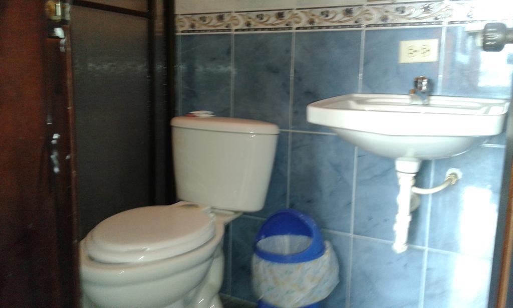 Hostal Jireh Tena Bagian luar foto